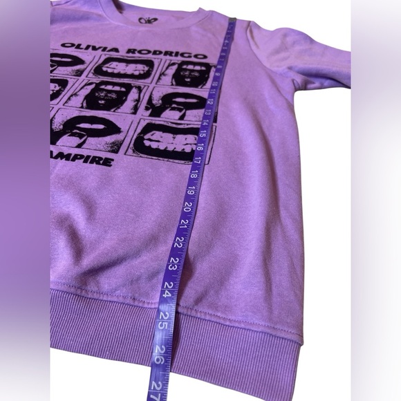 Vampire Olivia Rodrigo Tour Merch Purple Crewneck  Graphic Print Sweatshirt XL - Picture 5 of 7